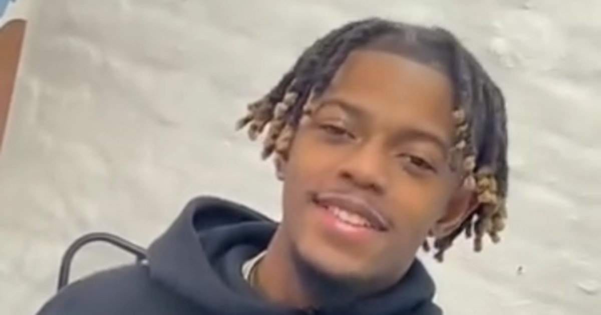 Werder Bremen 2-1 Wolfsburg: Samuel Mbangula scores late winner in epic Bundesliga comeback